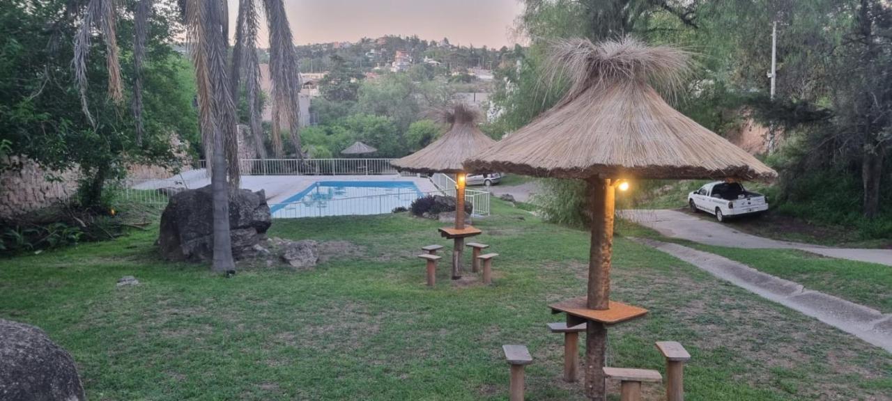 Departamentos Carlos Paz Bajada Al Lago Вилья-Карлос-Пас Экстерьер фото