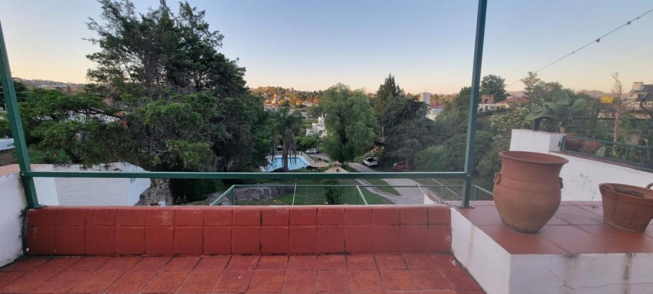 Departamentos Carlos Paz Bajada Al Lago Вилья-Карлос-Пас Экстерьер фото