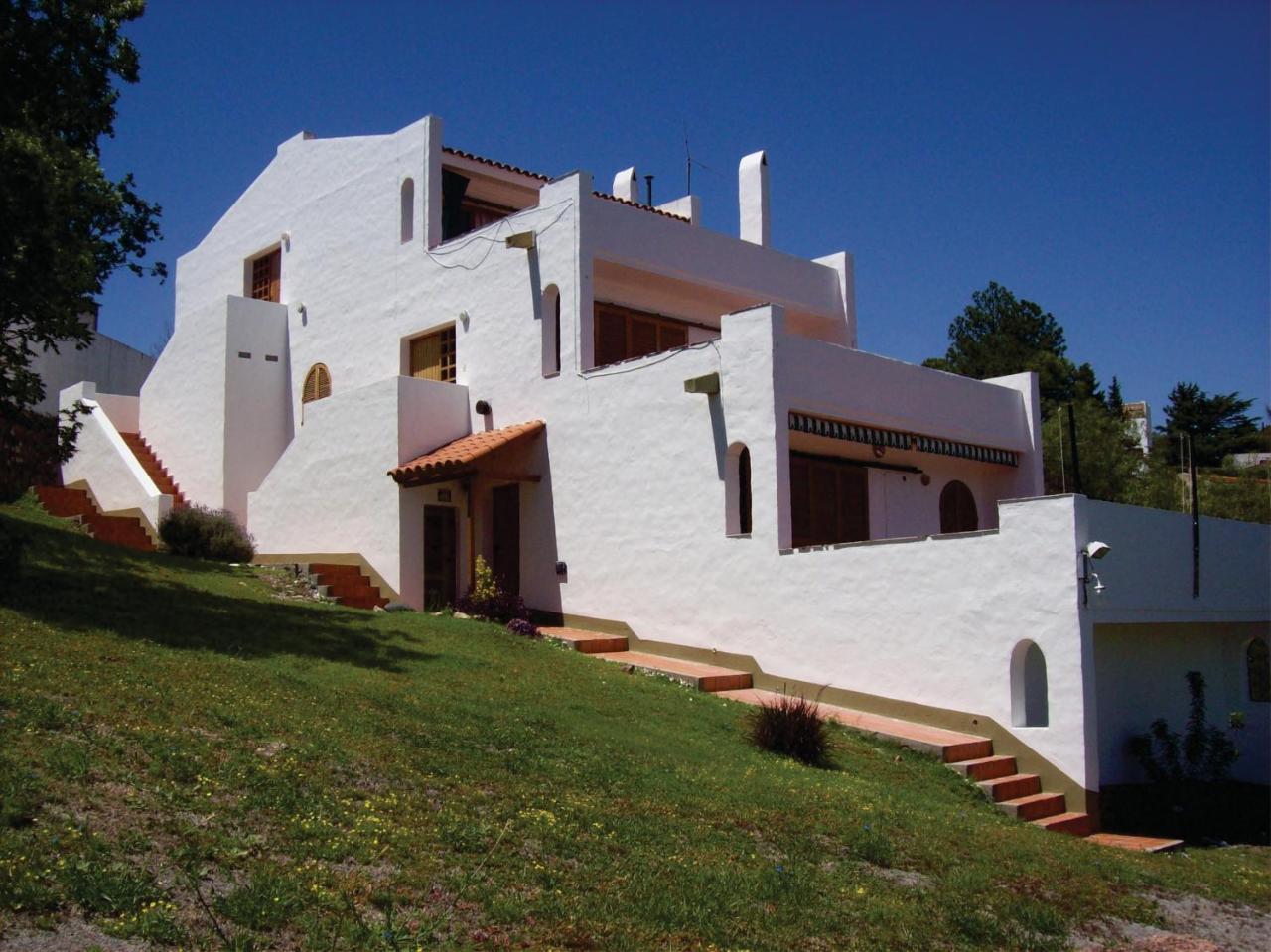 Departamentos Carlos Paz Bajada Al Lago Вилья-Карлос-Пас Экстерьер фото
