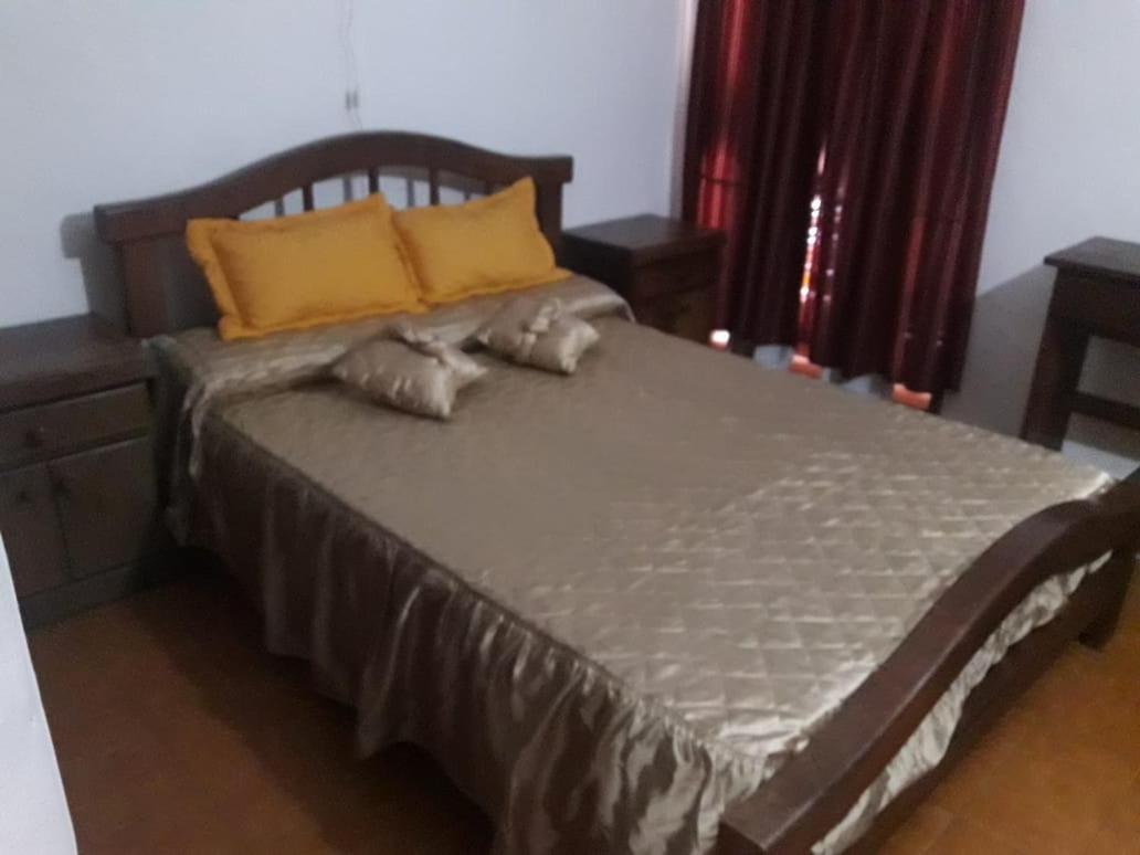 Departamentos Carlos Paz Bajada Al Lago Вилья-Карлос-Пас Экстерьер фото