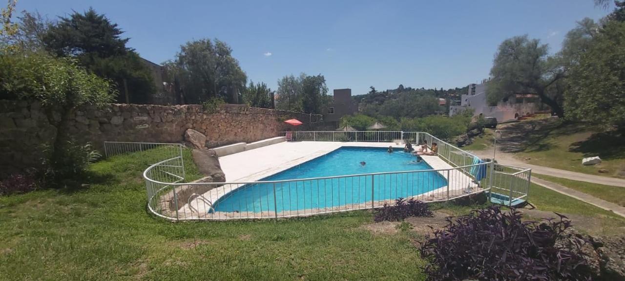 Departamentos Carlos Paz Bajada Al Lago Вилья-Карлос-Пас Экстерьер фото